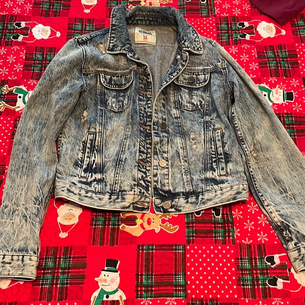 Jean jacket distressed